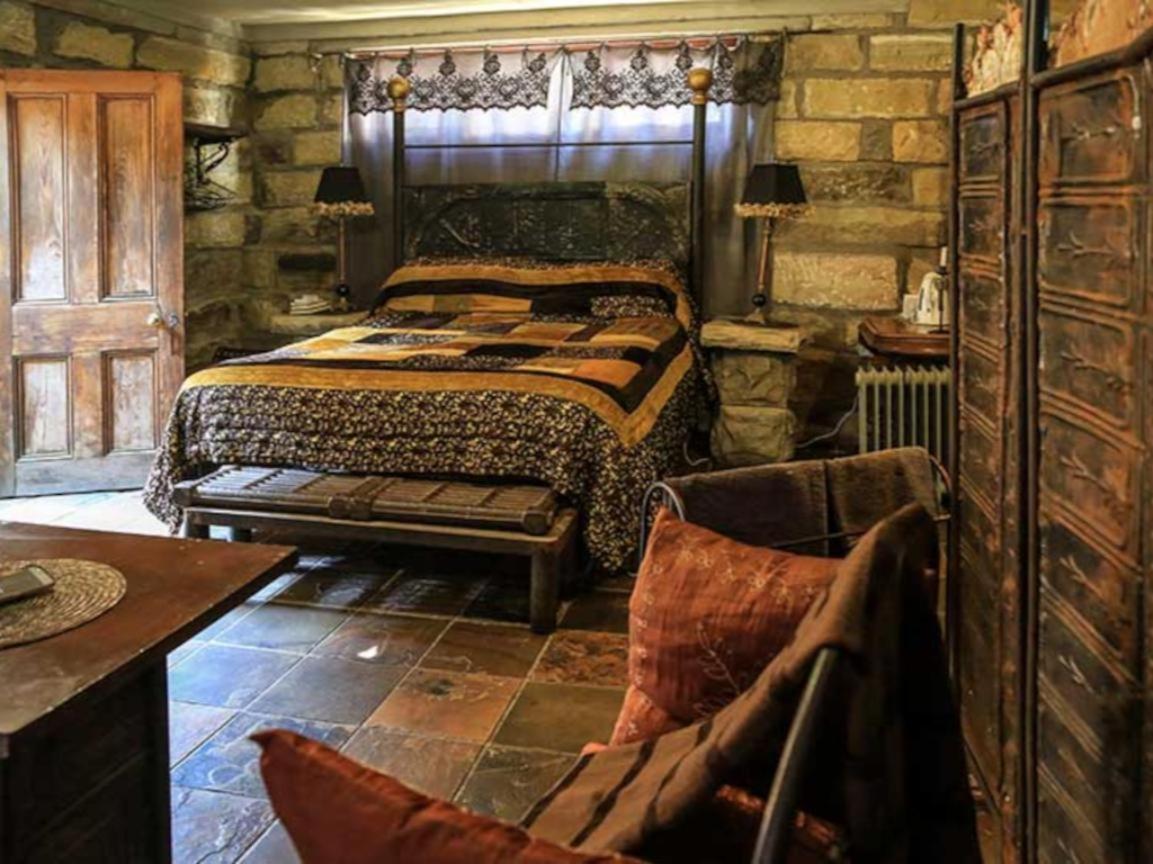 The Green Acorn Guest House Фиксбург Екстериор снимка