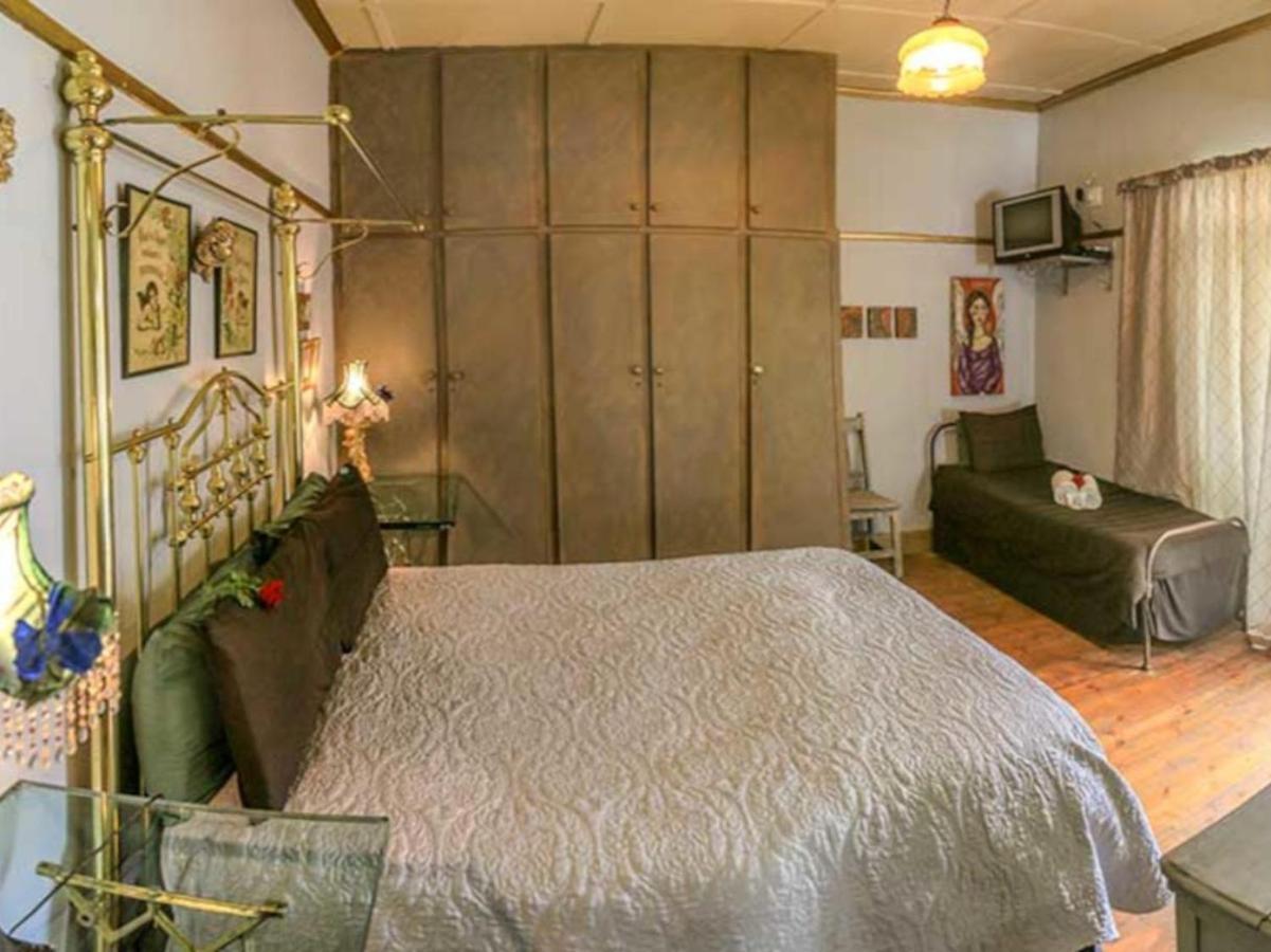 The Green Acorn Guest House Фиксбург Екстериор снимка