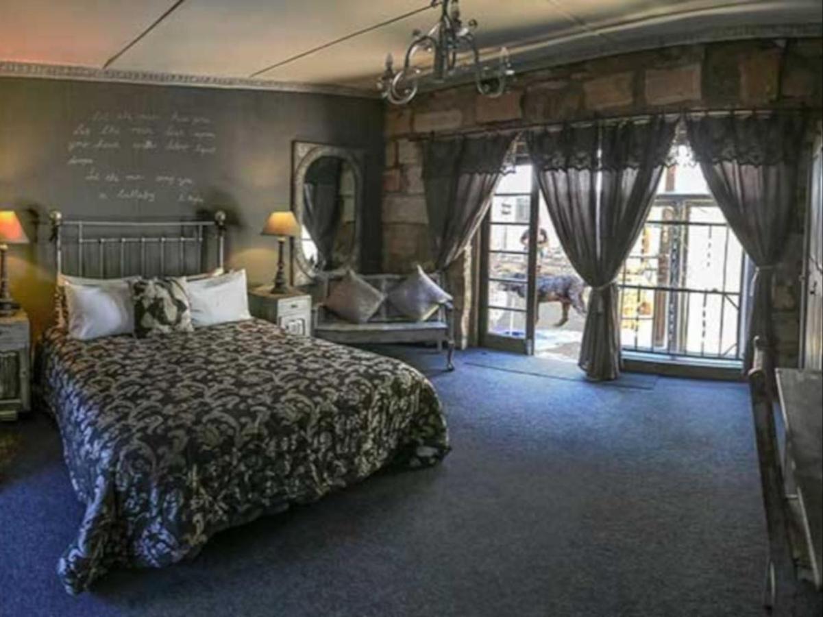The Green Acorn Guest House Фиксбург Екстериор снимка